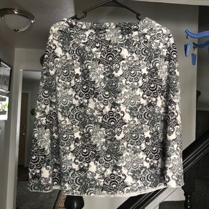 Comfy paisley pattern skirt